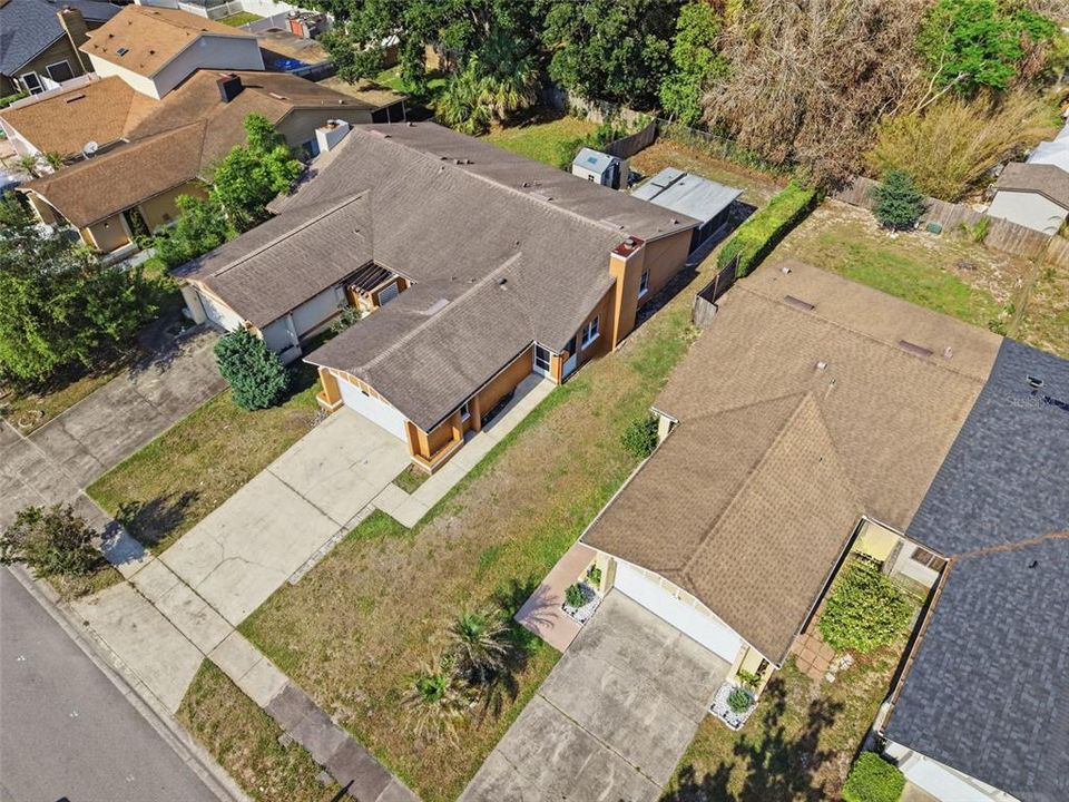 Active With Contract: $305,000 (3 beds, 2 baths, 1256 Square Feet)