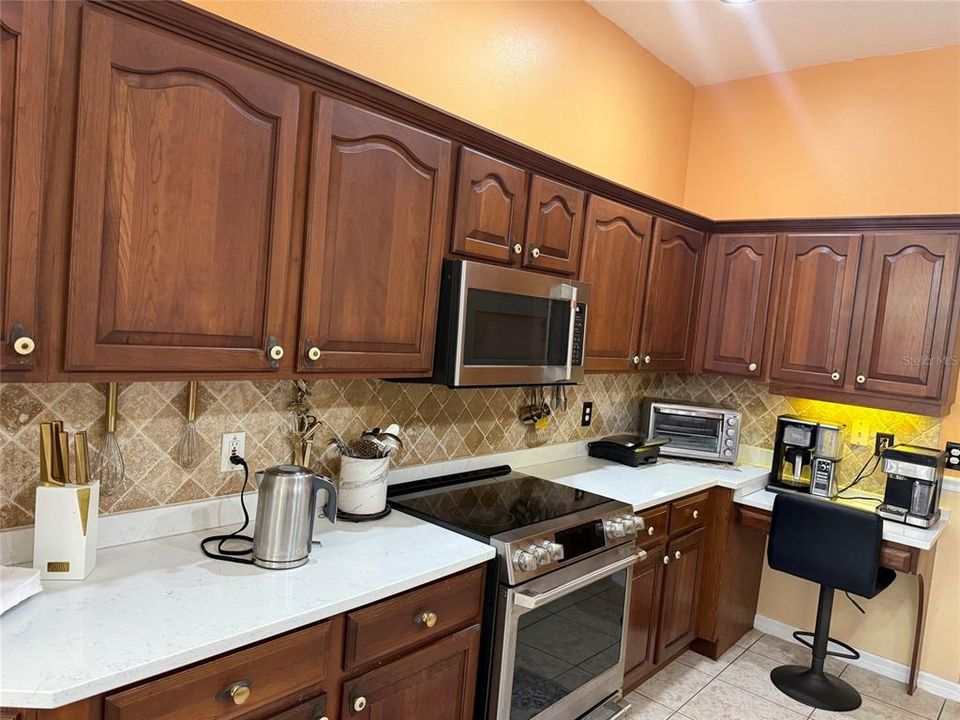 For Sale: $1,290,000 (5 beds, 3 baths, 3912 Square Feet)