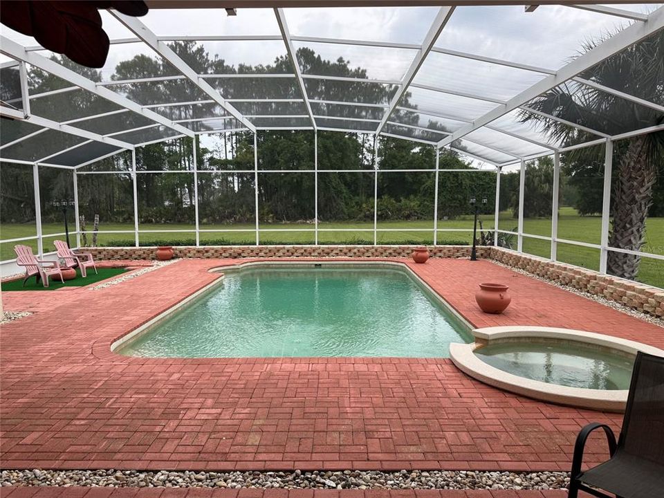 For Sale: $1,290,000 (5 beds, 3 baths, 3912 Square Feet)