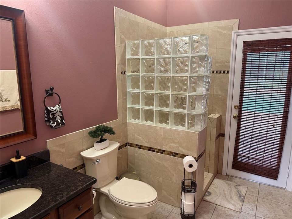 For Sale: $1,290,000 (5 beds, 3 baths, 3912 Square Feet)