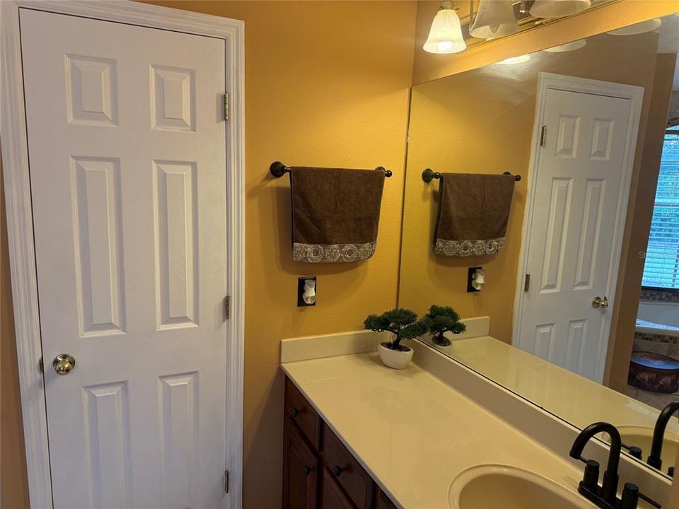 For Sale: $1,290,000 (5 beds, 3 baths, 3912 Square Feet)