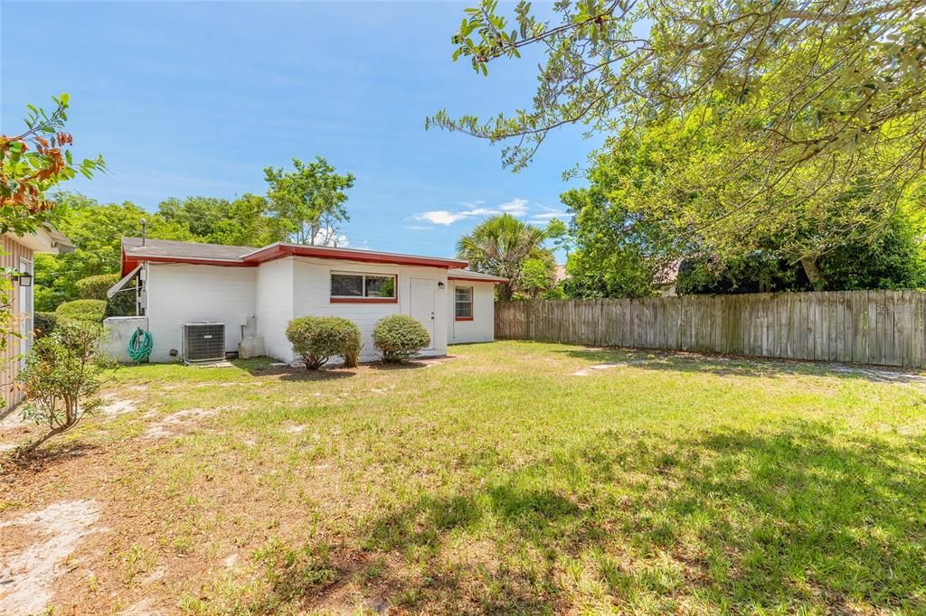 For Sale: $249,900 (3 beds, 1 baths, 924 Square Feet)