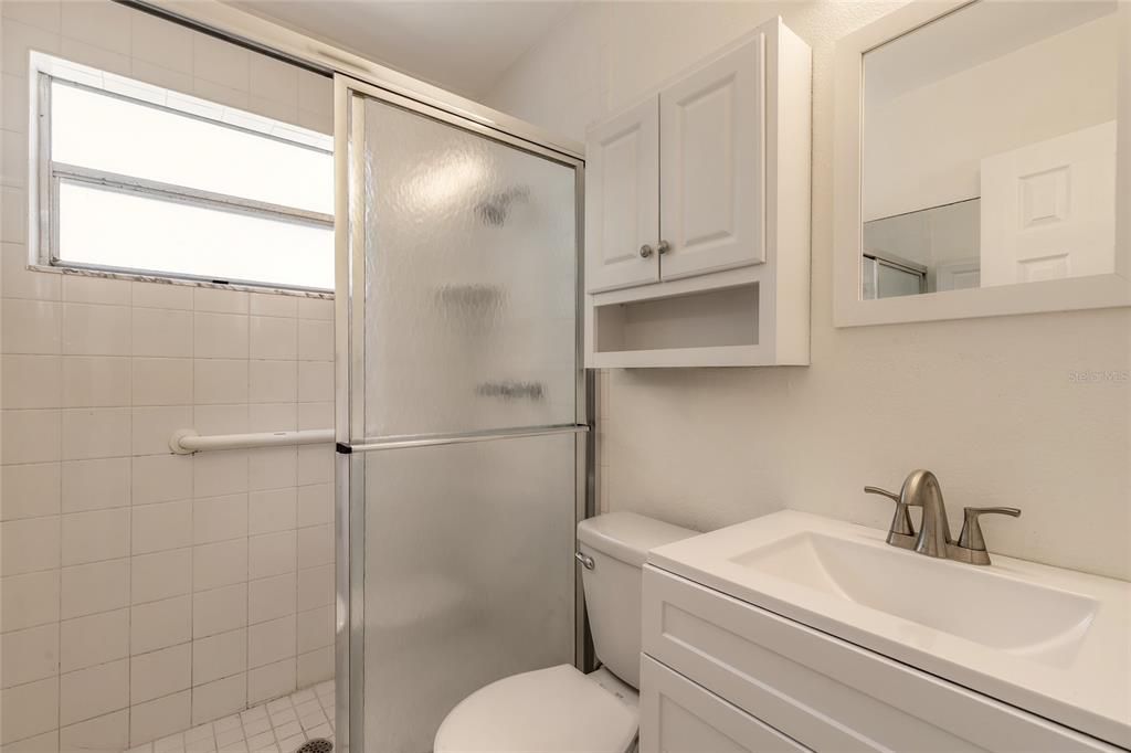 For Sale: $249,900 (3 beds, 1 baths, 924 Square Feet)
