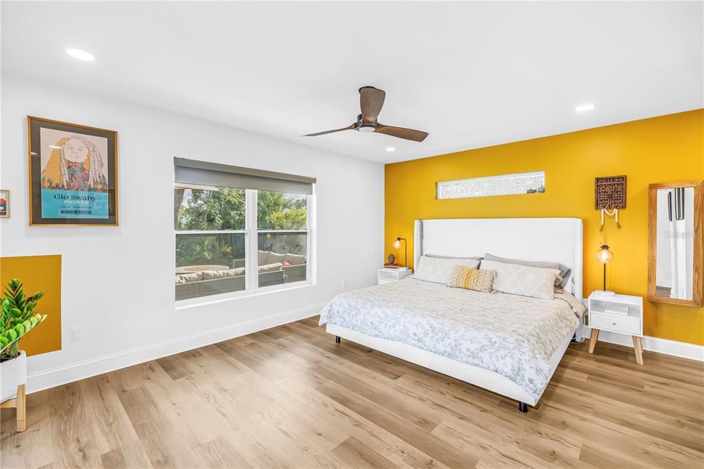 Activo con contrato: $550,000 (3 camas, 2 baños, 1922 Pies cuadrados)