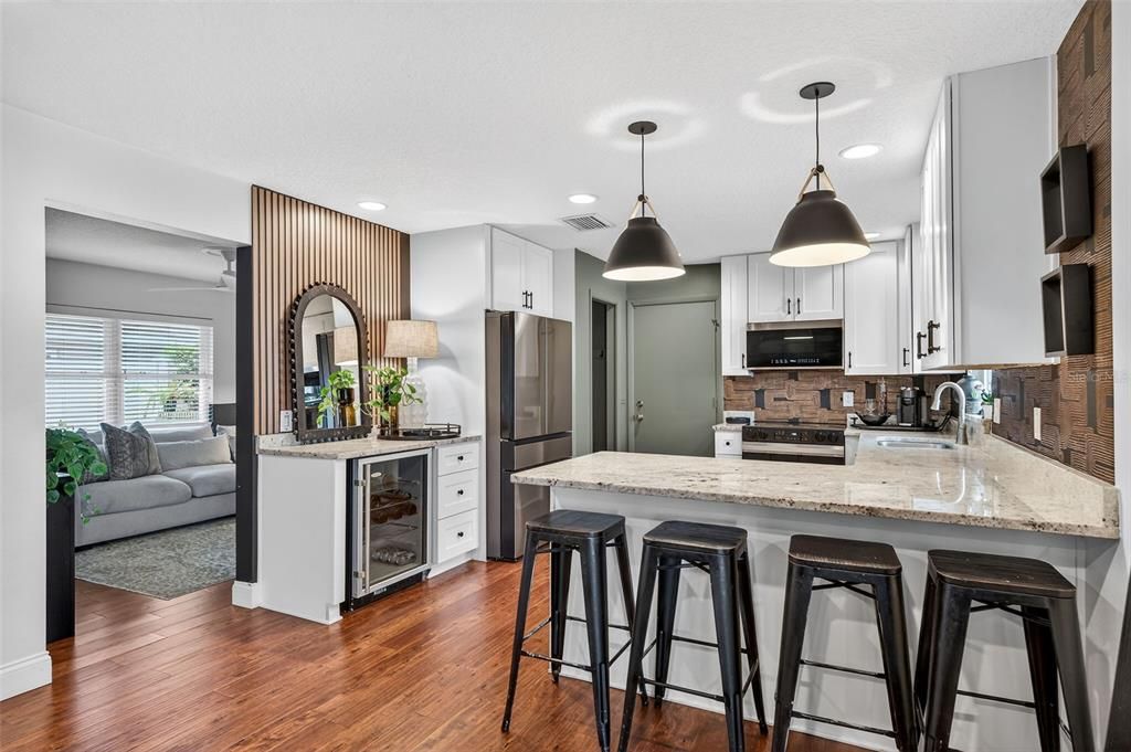 Active With Contract: $699,000 (3 beds, 2 baths, 1510 Square Feet)