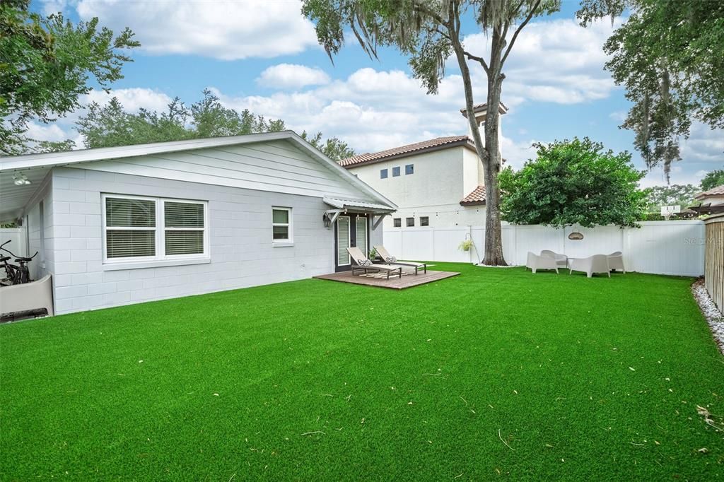 Active With Contract: $699,000 (3 beds, 2 baths, 1510 Square Feet)