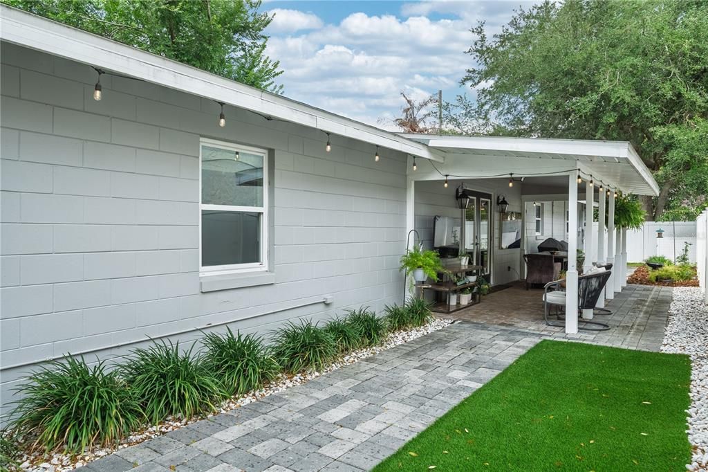 Active With Contract: $699,000 (3 beds, 2 baths, 1510 Square Feet)