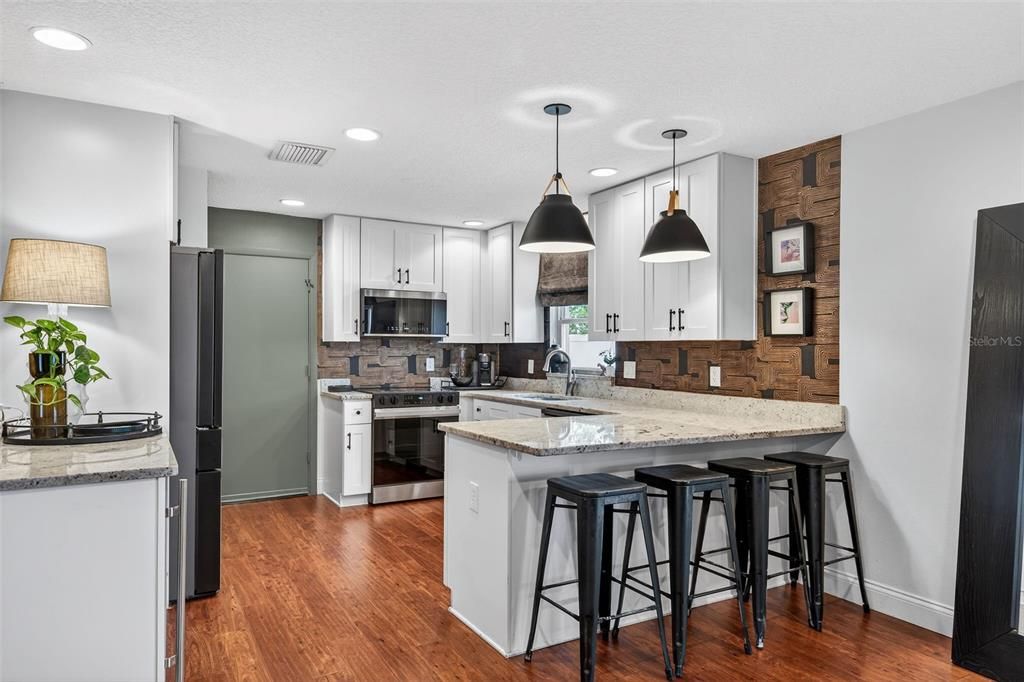 Active With Contract: $699,000 (3 beds, 2 baths, 1510 Square Feet)