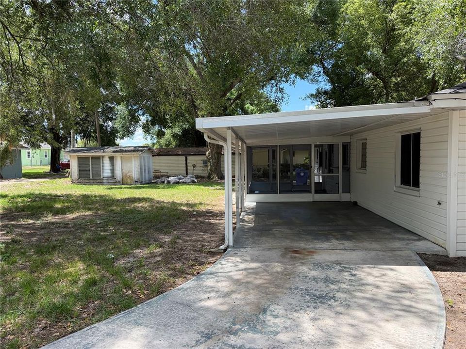For Sale: $350,000 (2 beds, 1 baths, 1184 Square Feet)