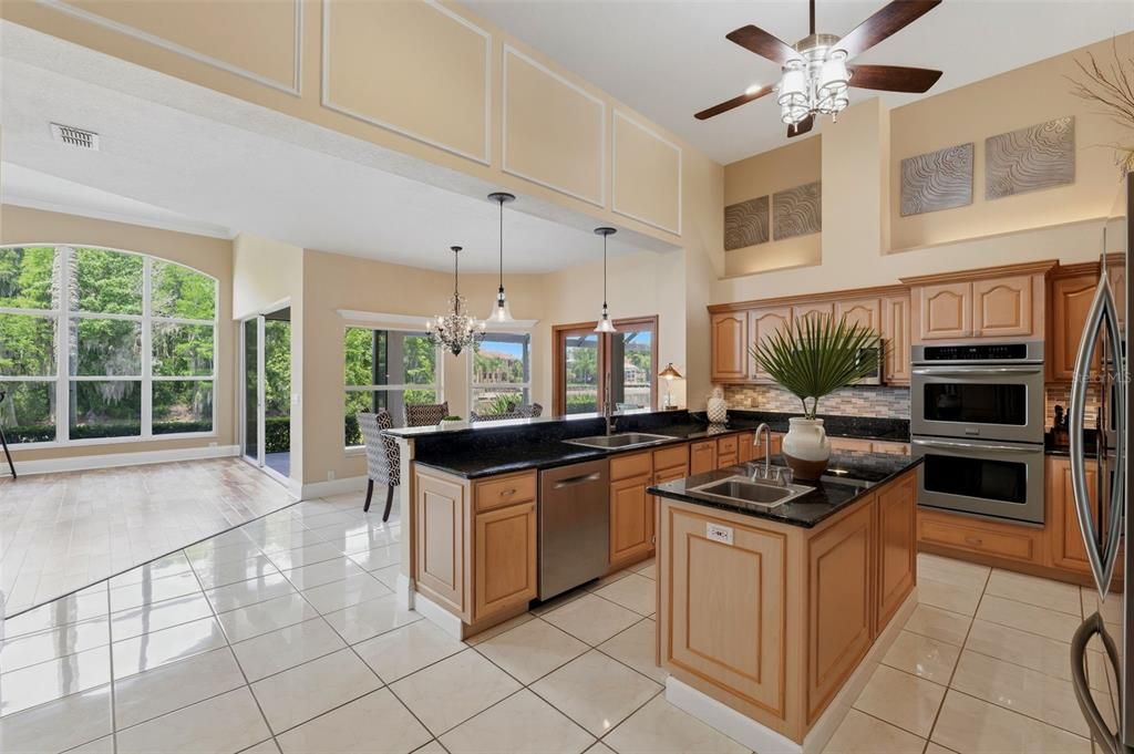 For Sale: $760,000 (3 beds, 2 baths, 2743 Square Feet)