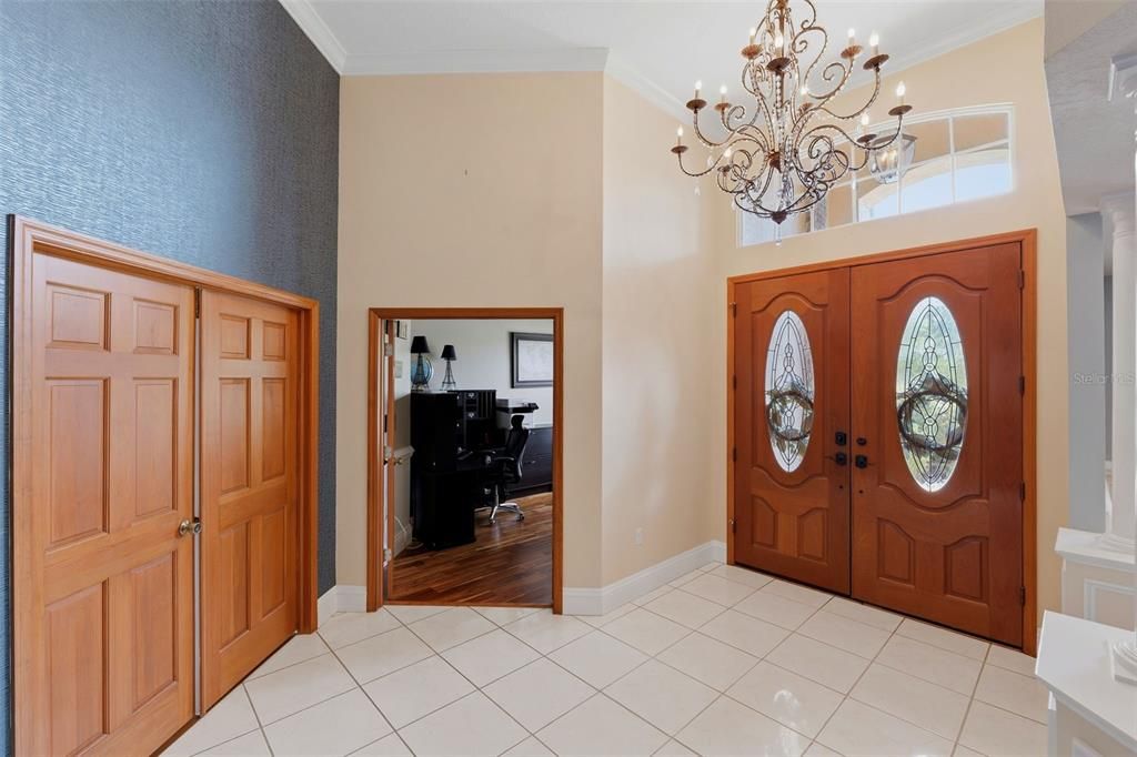 For Sale: $760,000 (3 beds, 2 baths, 2743 Square Feet)