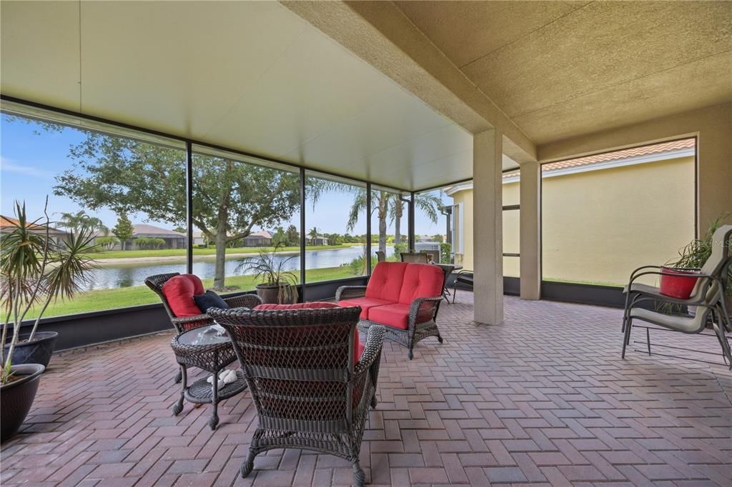 For Sale: $429,950 (3 beds, 2 baths, 2049 Square Feet)
