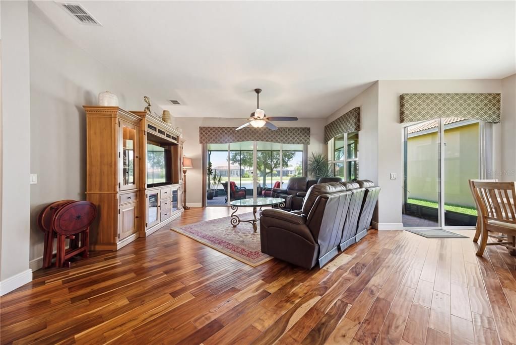 For Sale: $429,950 (3 beds, 2 baths, 2049 Square Feet)