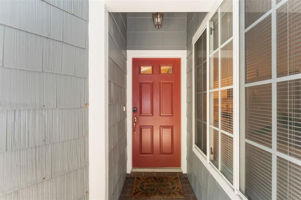 Active With Contract: $219,000 (2 beds, 2 baths, 1420 Square Feet)