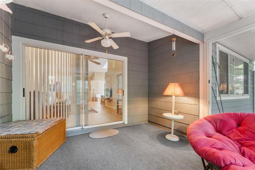 Active With Contract: $219,000 (2 beds, 2 baths, 1420 Square Feet)