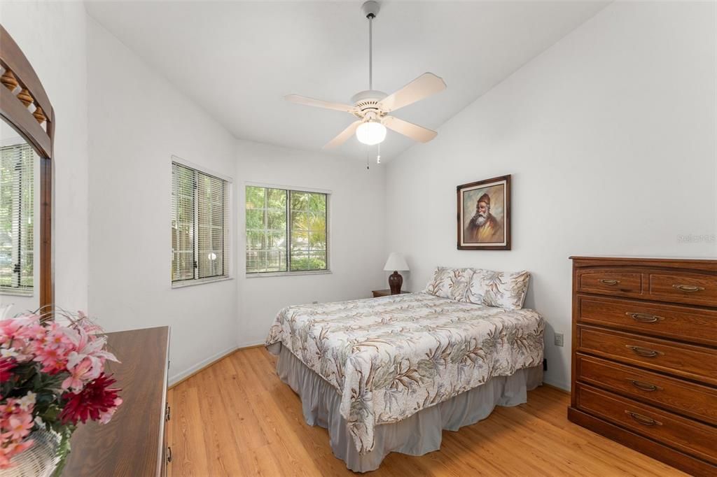 Active With Contract: $219,000 (2 beds, 2 baths, 1420 Square Feet)