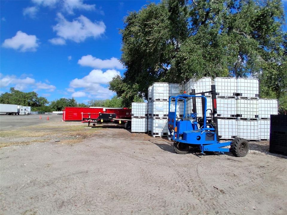 For Sale: $3,500,000 (2.67 acres)