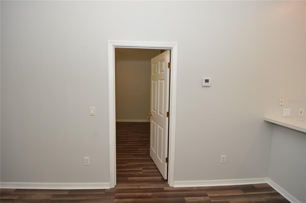 For Rent: $1,875 (3 beds, 2 baths, 1272 Square Feet)