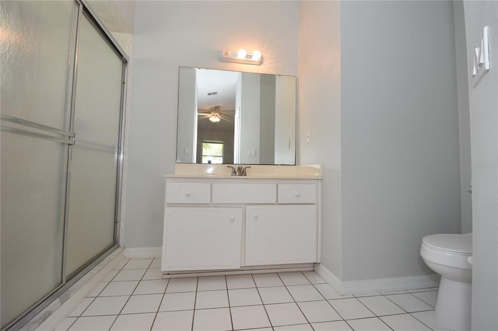 For Rent: $1,875 (3 beds, 2 baths, 1272 Square Feet)