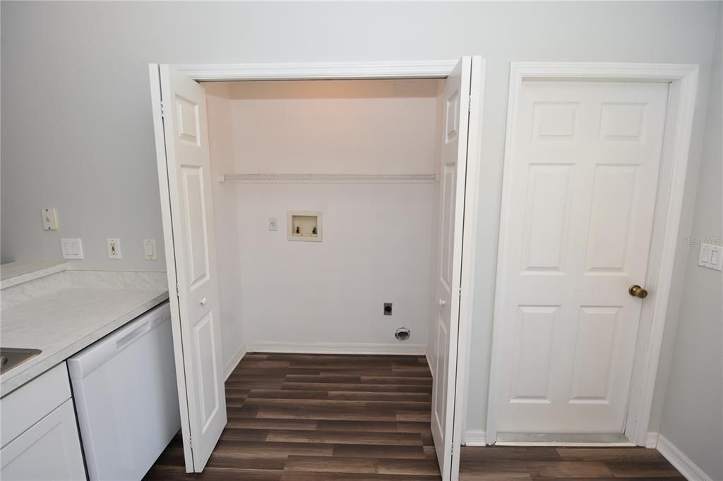 For Rent: $1,875 (3 beds, 2 baths, 1272 Square Feet)