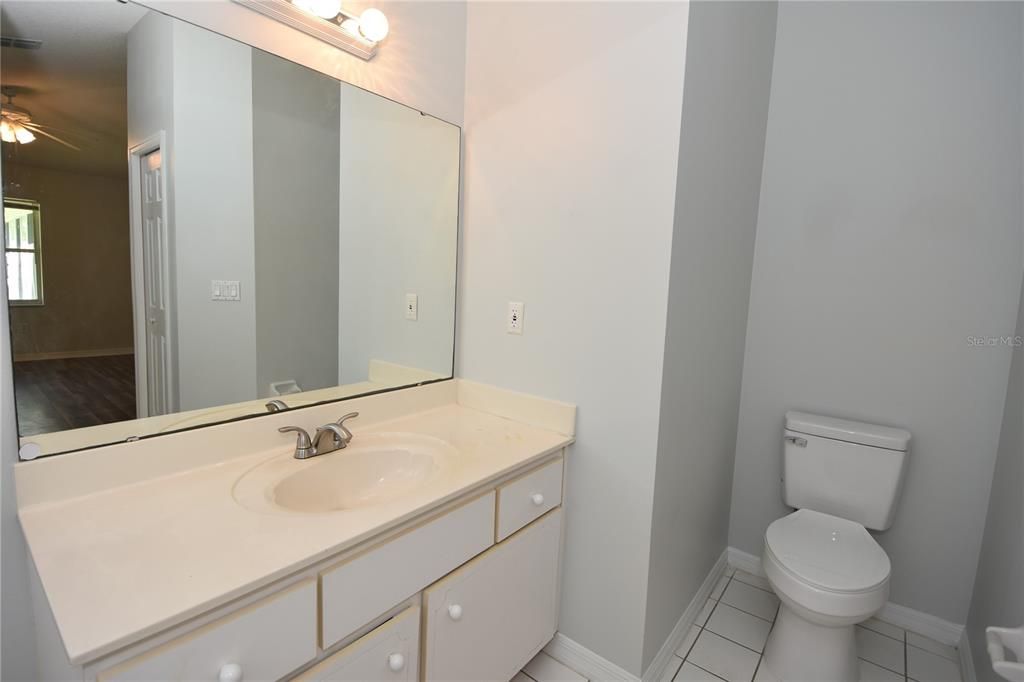 For Rent: $1,875 (3 beds, 2 baths, 1272 Square Feet)