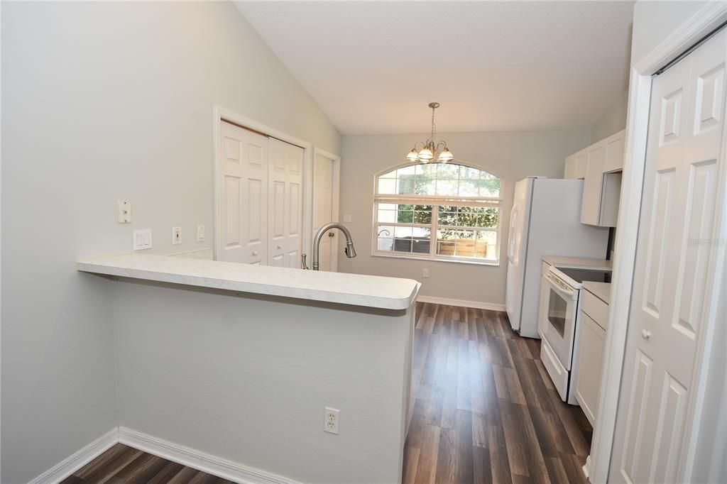 For Rent: $1,875 (3 beds, 2 baths, 1272 Square Feet)