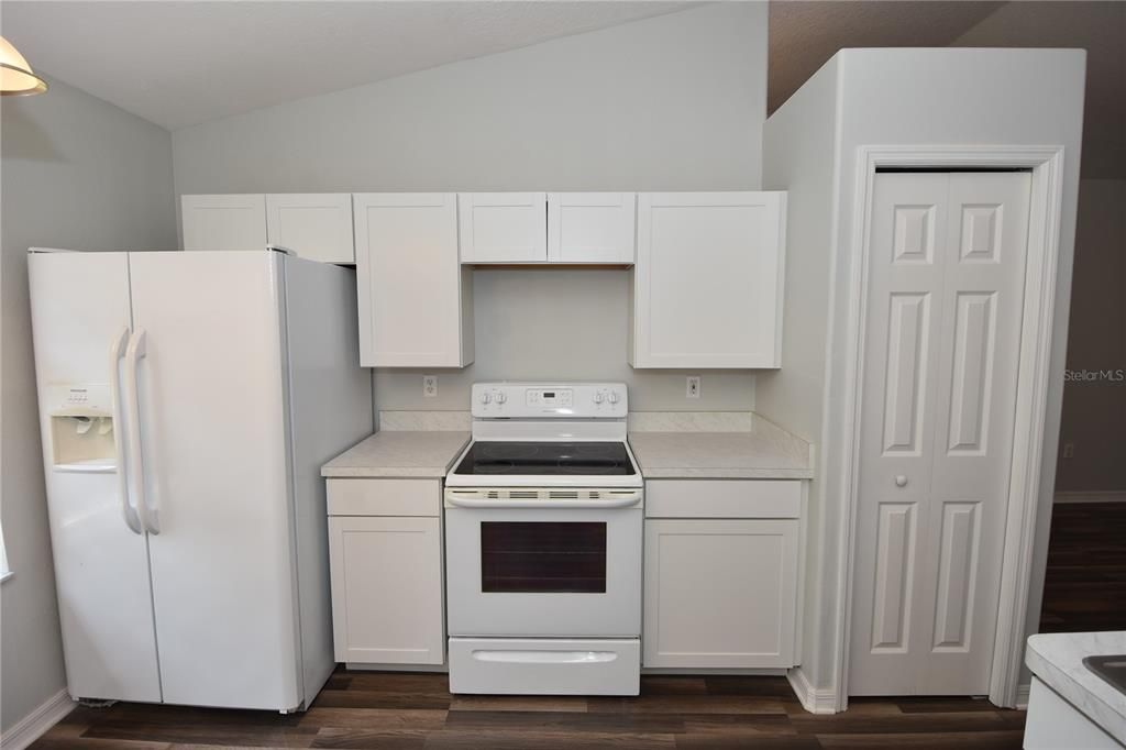 For Rent: $1,875 (3 beds, 2 baths, 1272 Square Feet)
