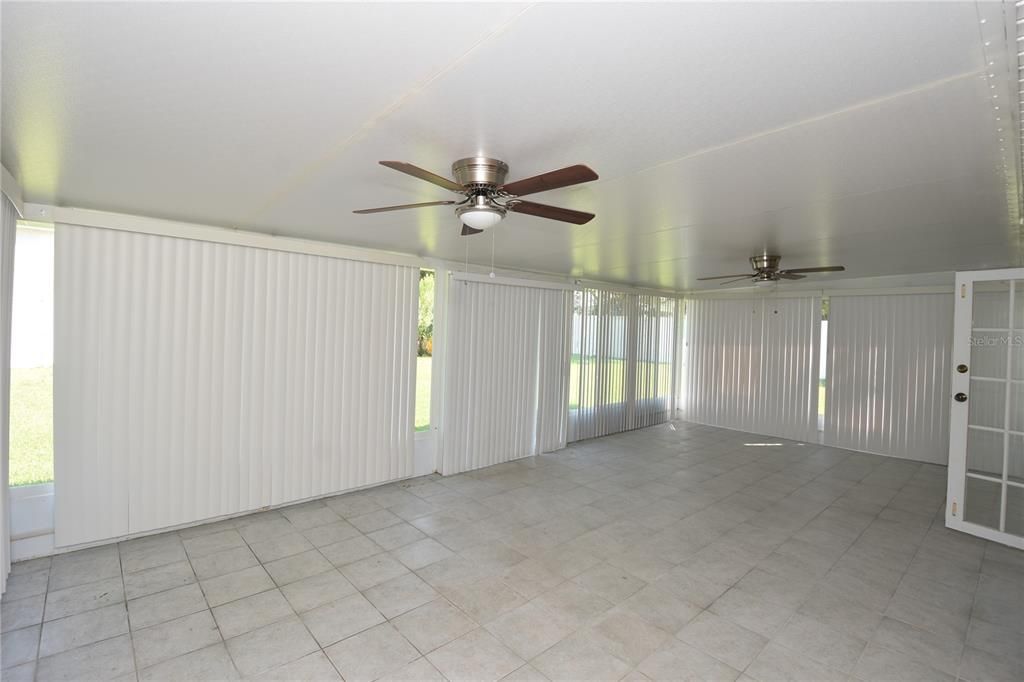 For Rent: $1,875 (3 beds, 2 baths, 1272 Square Feet)