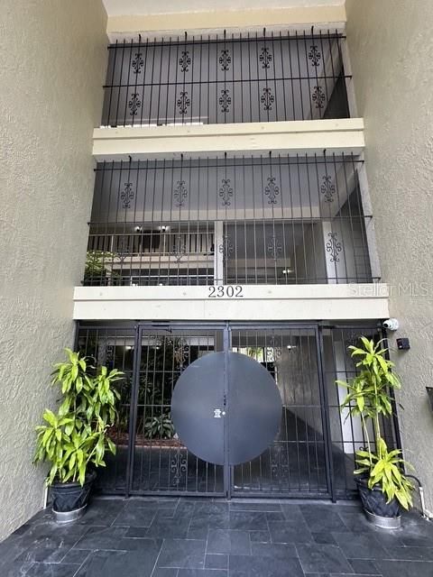 For Sale: $194,500 (1 beds, 1 baths, 650 Square Feet)