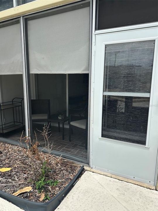 For Sale: $194,500 (1 beds, 1 baths, 650 Square Feet)
