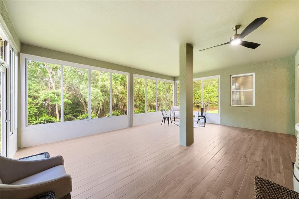 For Rent: $2,200 (4 beds, 2 baths, 2207 Square Feet)