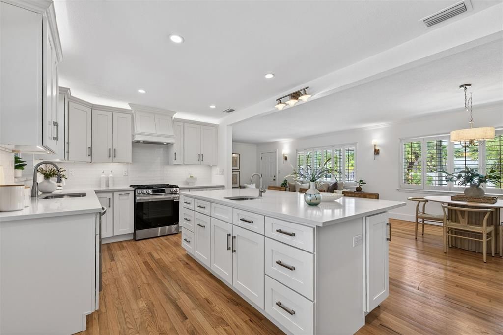 For Sale: $1,150,000 (4 beds, 3 baths, 2192 Square Feet)