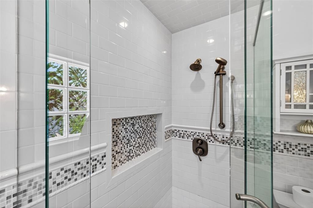 For Sale: $1,150,000 (4 beds, 3 baths, 2192 Square Feet)