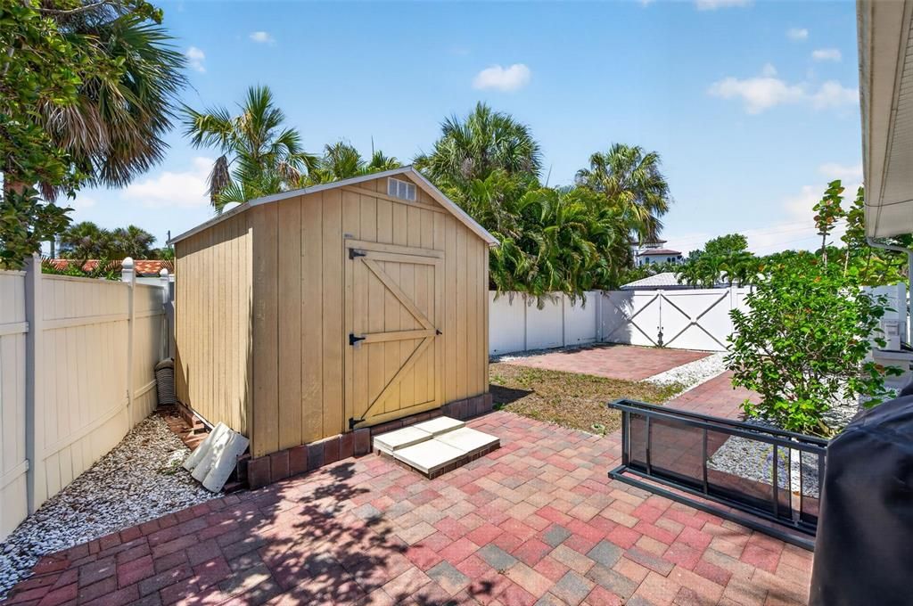 For Sale: $1,150,000 (4 beds, 3 baths, 2192 Square Feet)