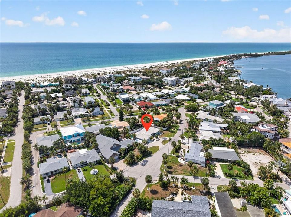 For Sale: $1,150,000 (4 beds, 3 baths, 2192 Square Feet)