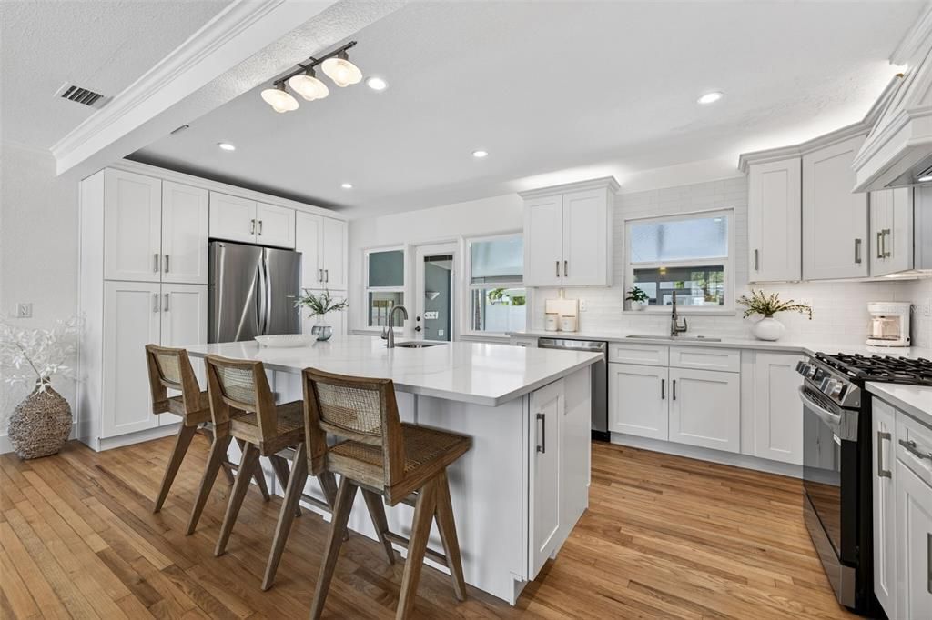 For Sale: $1,150,000 (4 beds, 3 baths, 2192 Square Feet)