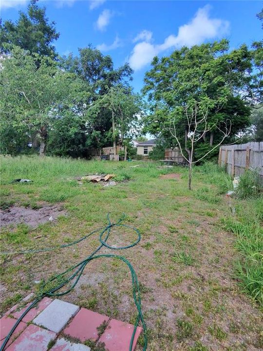 For Sale: $139,987 (3 beds, 1 baths, 1141 Square Feet)
