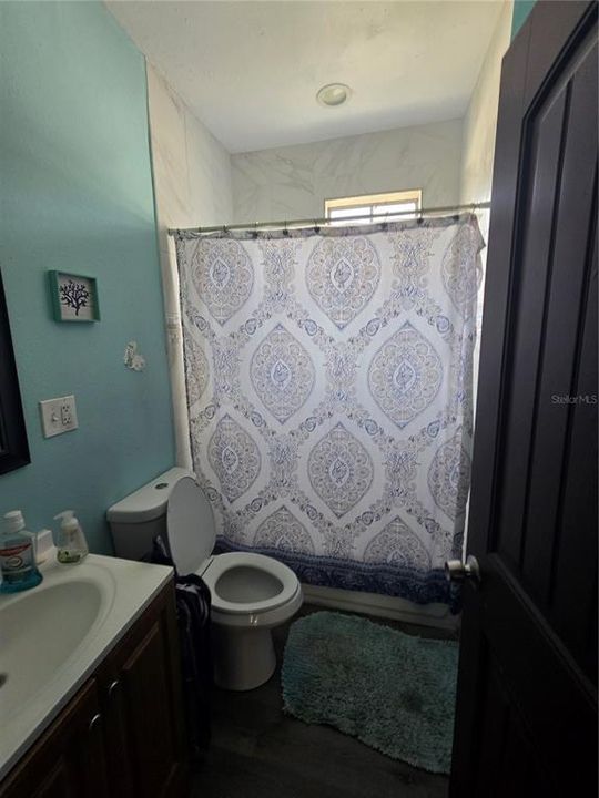 For Sale: $139,987 (3 beds, 1 baths, 1141 Square Feet)