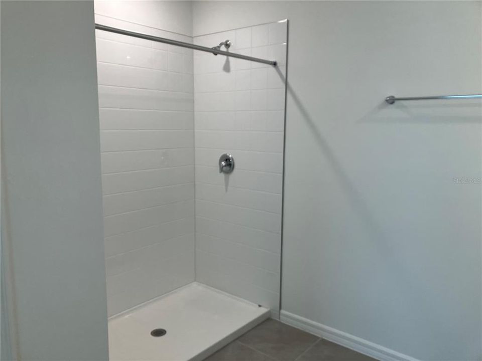 В аренду: $2,650 (5 спален, 3 ванн, 2453 Квадратных фут)