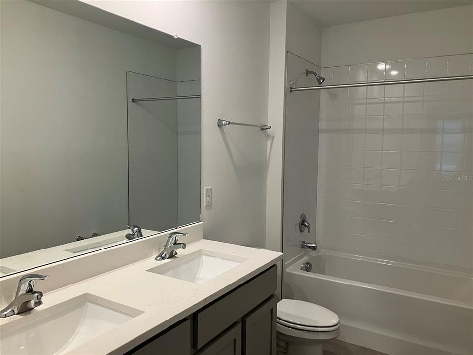 В аренду: $2,650 (5 спален, 3 ванн, 2453 Квадратных фут)