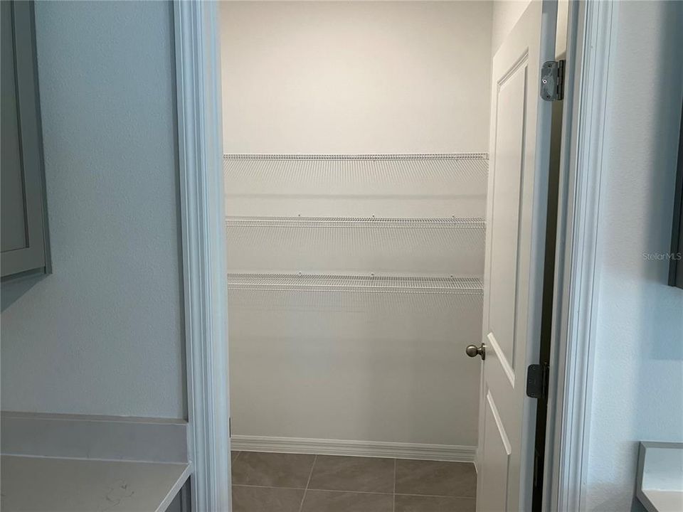 В аренду: $2,650 (5 спален, 3 ванн, 2453 Квадратных фут)