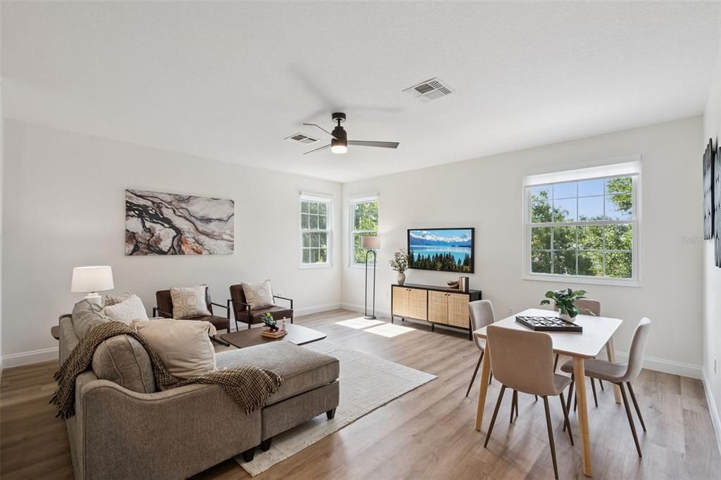 En Venta: $700,000 (5 camas, 3 baños, 3448 Pies cuadrados)