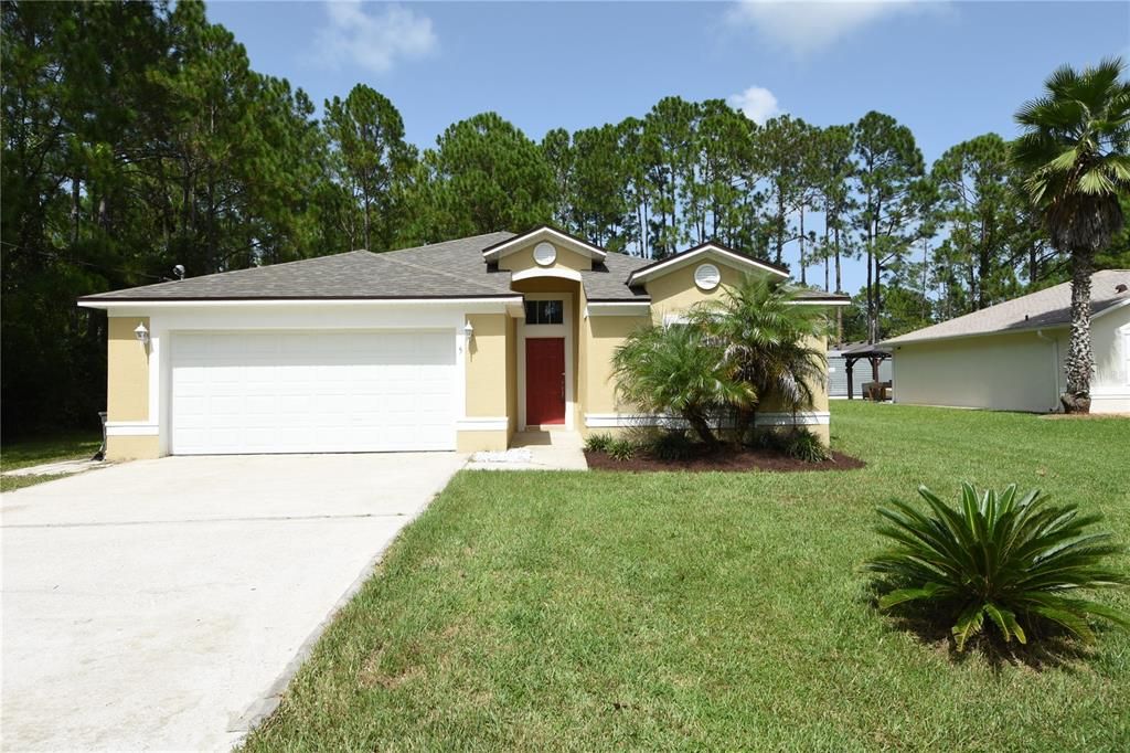 For Rent: $1,850 (3 beds, 2 baths, 1355 Square Feet)