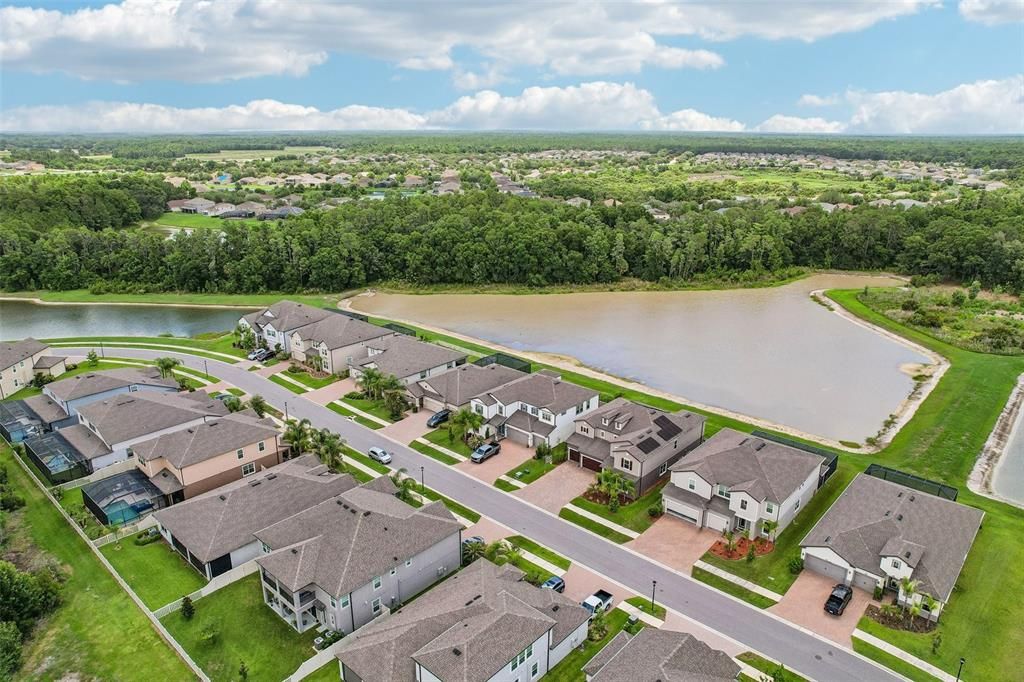На продажу: $799,900 (5 спален, 4 ванн, 4692 Квадратных фут)