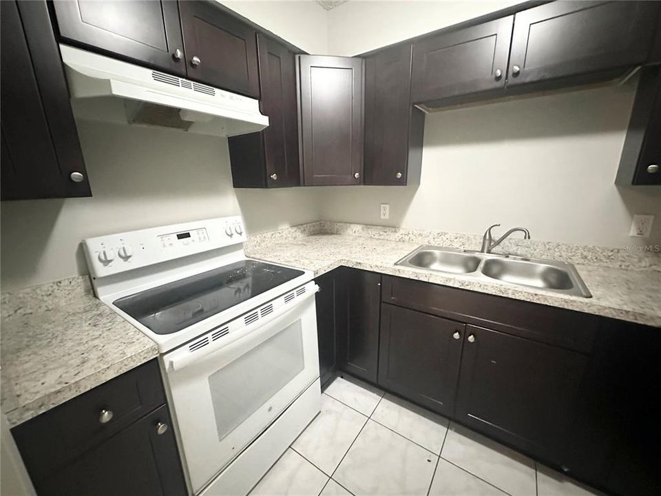For Sale: $395,000 (4 beds, 0 baths, 2034 Square Feet)