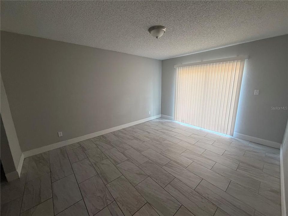 For Sale: $395,000 (4 beds, 0 baths, 2034 Square Feet)