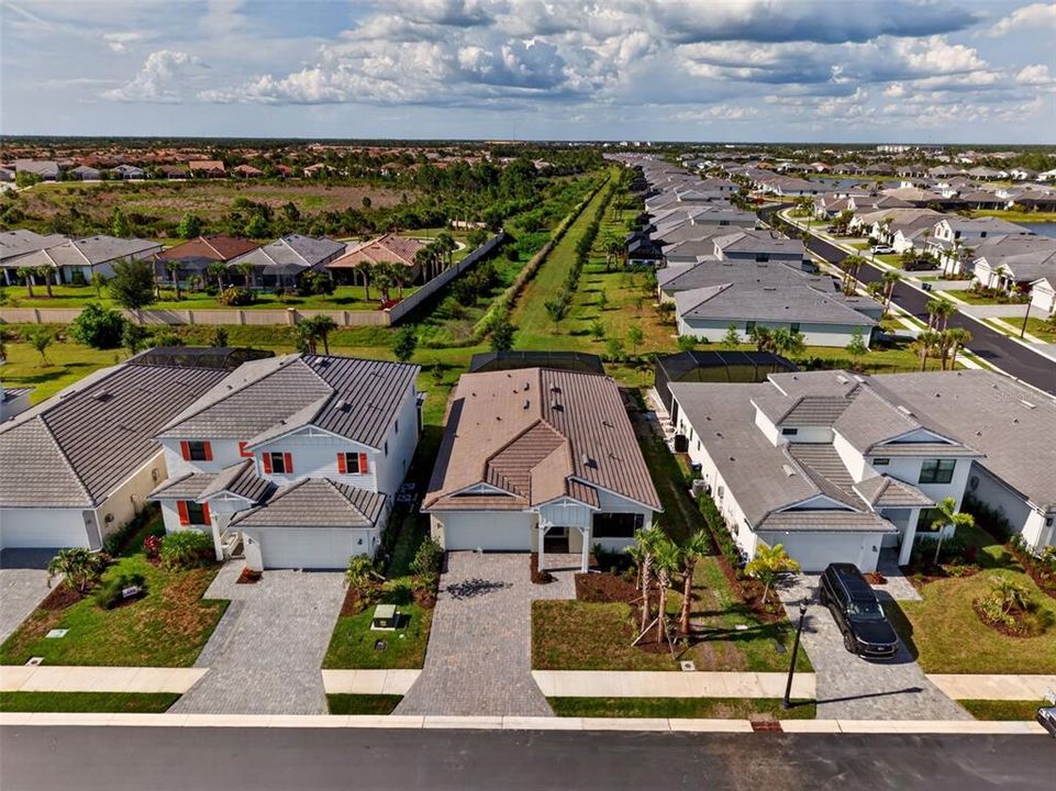 En Venta: $899,000 (4 camas, 3 baños, 2337 Pies cuadrados)