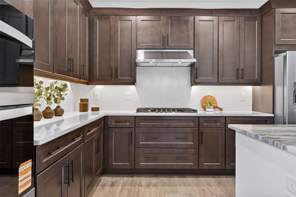 En Venta: $899,000 (4 camas, 3 baños, 2337 Pies cuadrados)