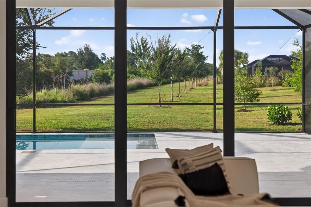 En Venta: $899,000 (4 camas, 3 baños, 2337 Pies cuadrados)