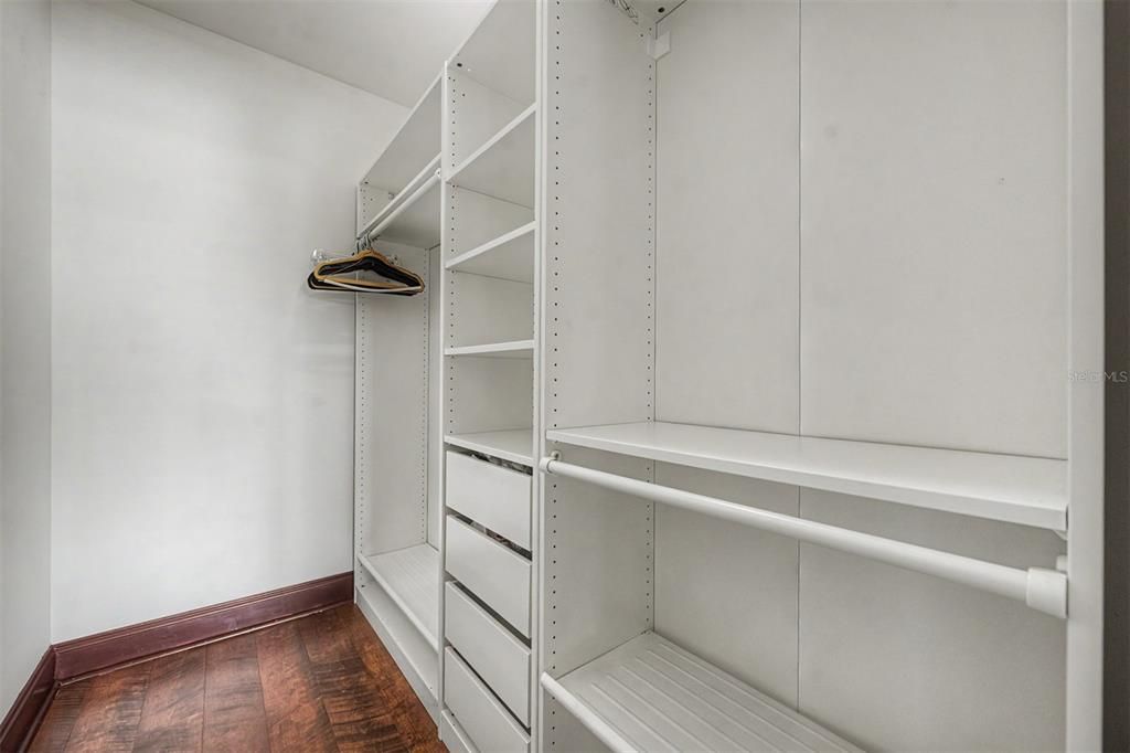 For Sale: $435,000 (3 beds, 2 baths, 1880 Square Feet)